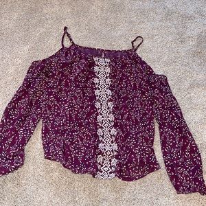 Rewind cold shoulder top